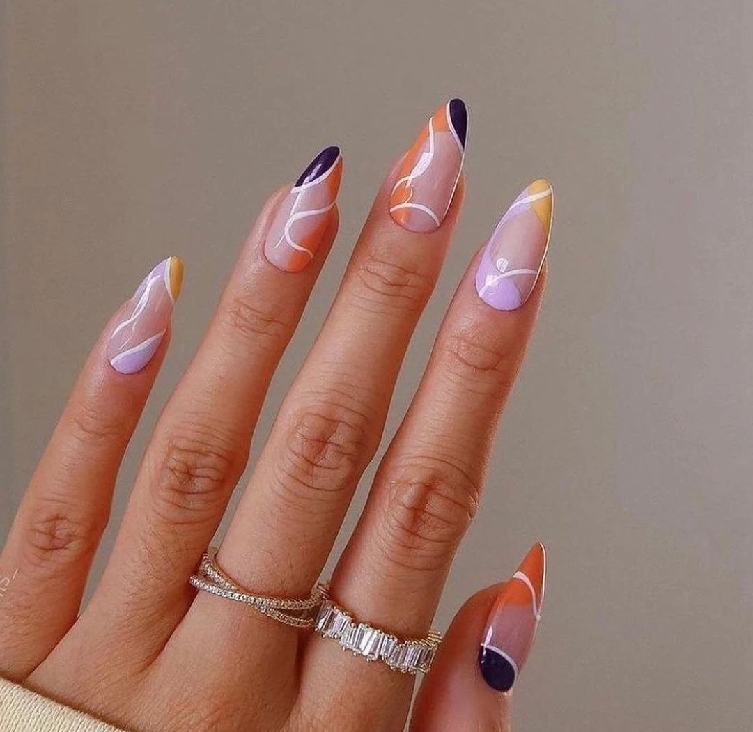 Mise en beauté des ongles, photographie du site Melting Pot